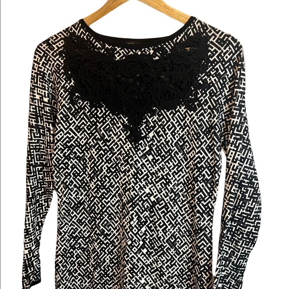 LEao GUY Black & White Patterned Sheer Lace Panel Back Fitted Sweater Dress 3 - Picture 2 of 8